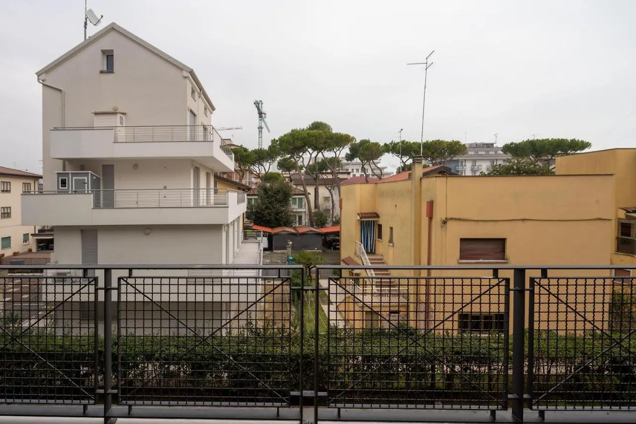 Immobiliare Jvl - Santa Monica Apartment Lido di Jesolo
