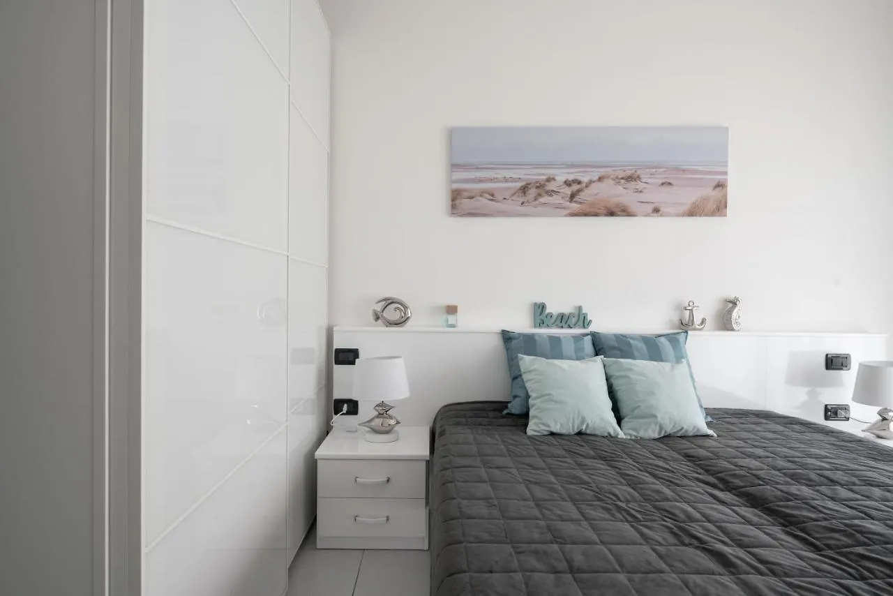 Immobiliare Jvl - Santa Monica Apartment Lido di Jesolo
