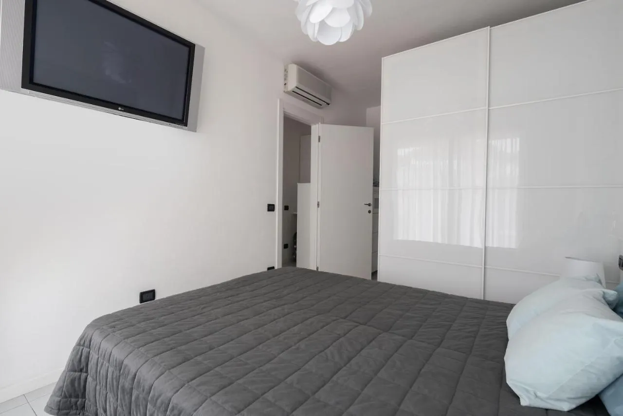 Immobiliare Jvl - Santa Monica Apartment Lido di Jesolo