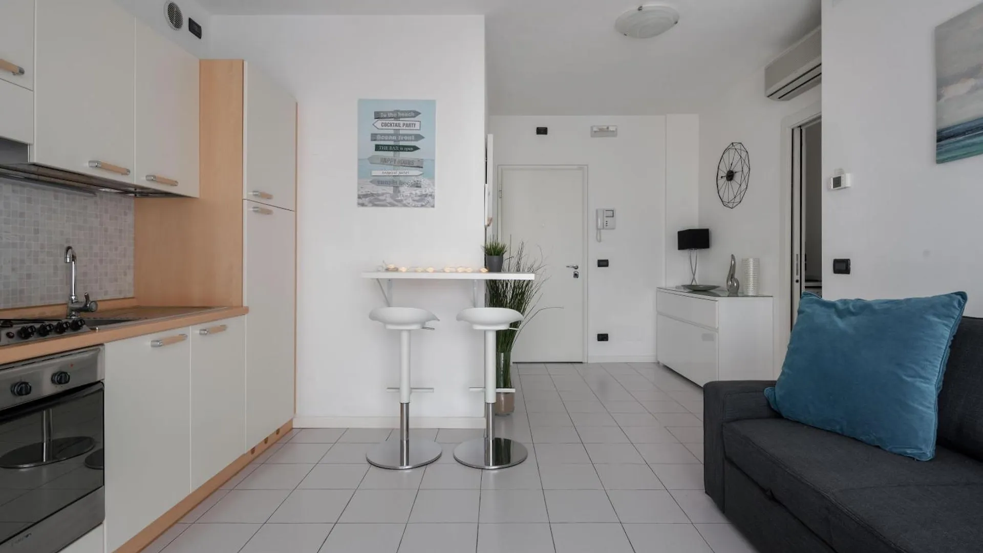 Immobiliare Jvl - Santa Monica Apartment Lido di Jesolo
