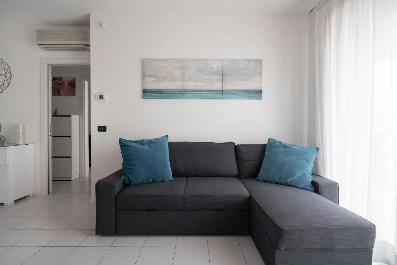 Immobiliare Jvl - Santa Monica Apartment Lido di Jesolo 0*,